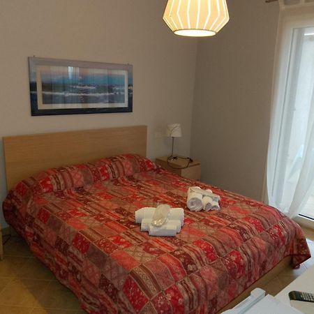 Villa Florida - Prestige Exclusive Rooms & Luxury Villas San Teodoro  Exterior photo