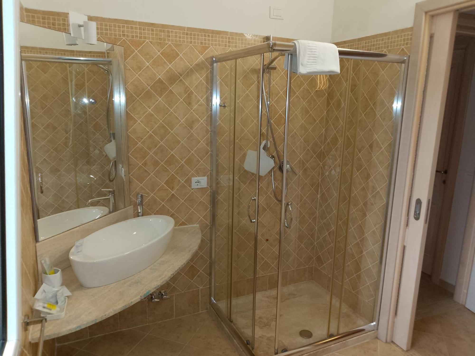 Villa Florida - Prestige Exclusive Rooms & Luxury Villas San Teodoro  Exterior photo